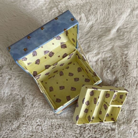 EUC Vintage Disney Classic Winnie the Pooh Jewelry/Trinket Chest/Box - Picture 7 of 8